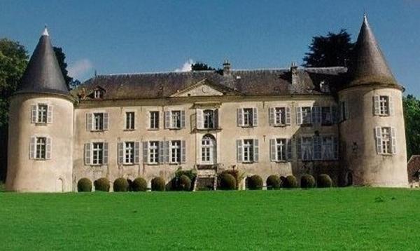 Chateau De Beaujeu Sens-Beaujeu Exterior photo